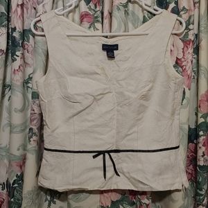 🎉Ann Taylor size 4 top